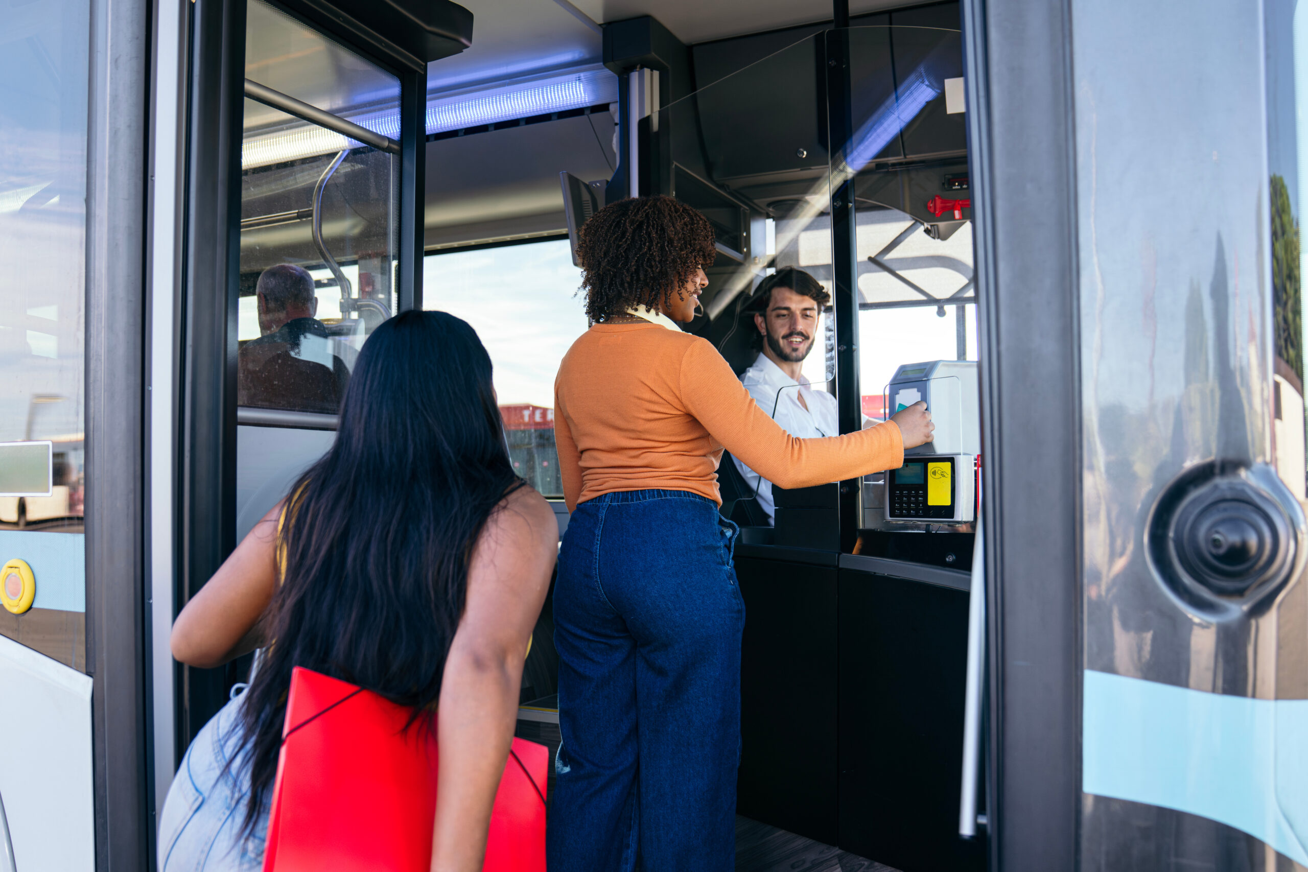 Broken Fare Readers Have Cost OC Transpo Up to $960,000