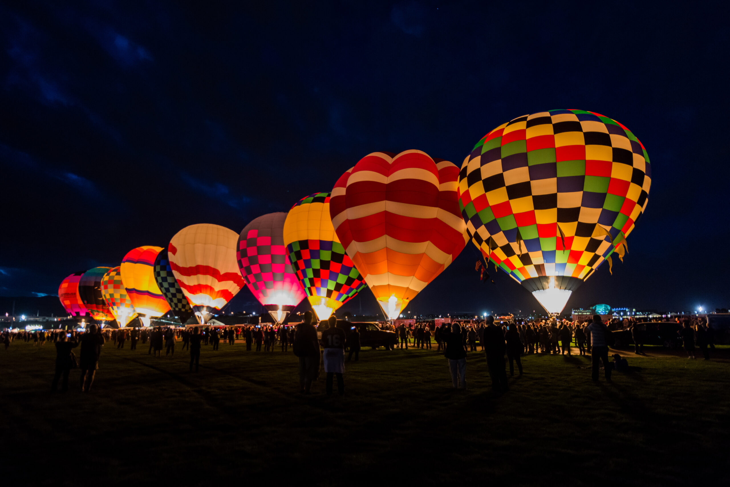 Smash Mouth and Simple Plan Are Headlining This Year's Gatineau Hot Air Balloon Festival